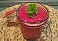 Rote Bete Hummus mit Joghurt