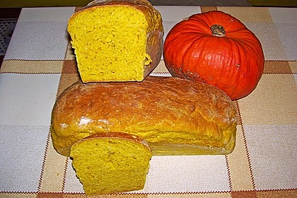 K&uuml;rbisbrot 4