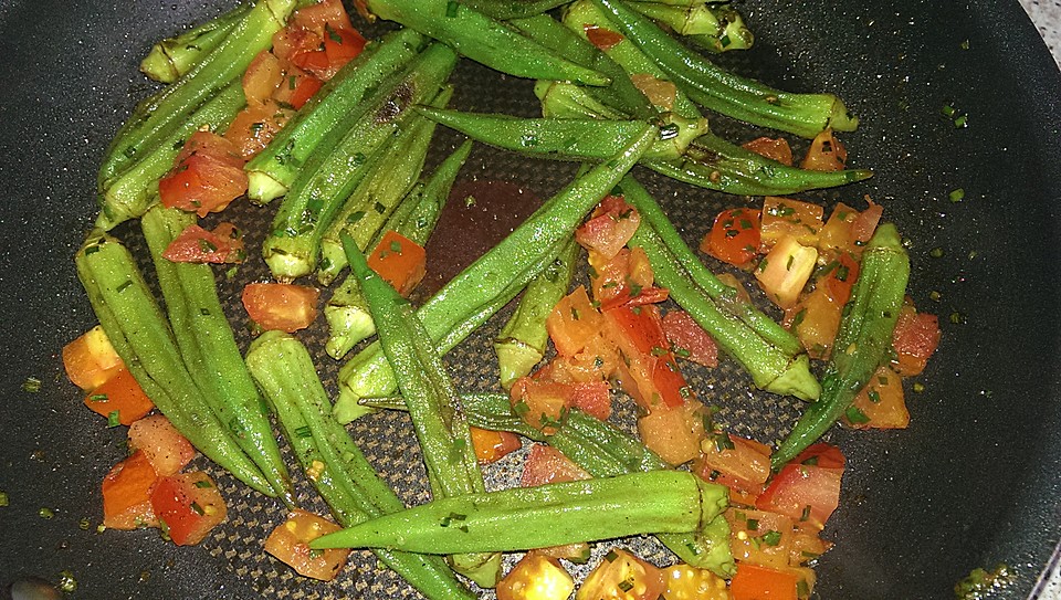 Pikantes Okra-Tomaten-Gemüse (Rezept mit Bild) von Wuffi-Fan | Chefkoch.de