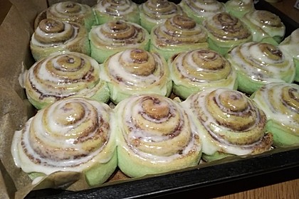Cinnamon Rolls with Cream Cheese Frosting 72