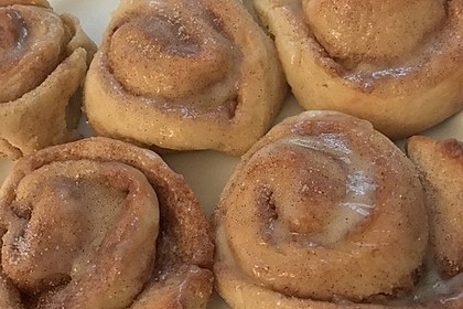 Cinnamon Rolls with Cream Cheese Frosting 131