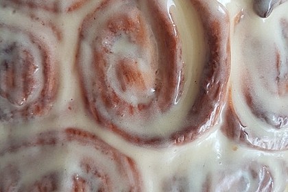 Cinnamon Rolls with Cream Cheese Frosting 133