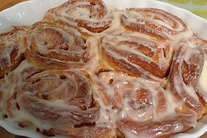 Cinnamon Rolls with Cream Cheese Frosting 61