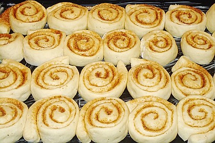 Cinnamon Rolls with Cream Cheese Frosting 46