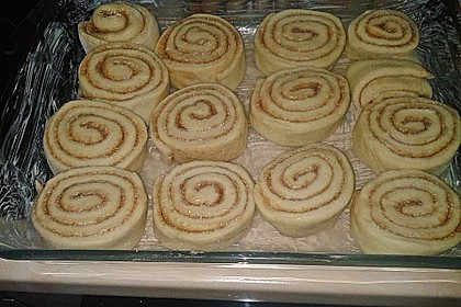 Cinnamon Rolls with Cream Cheese Frosting 70