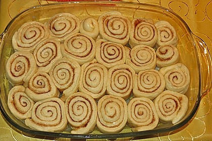 Cinnamon Rolls with Cream Cheese Frosting 77