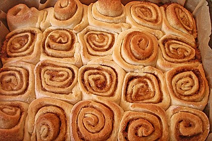 Cinnamon Rolls with Cream Cheese Frosting 71