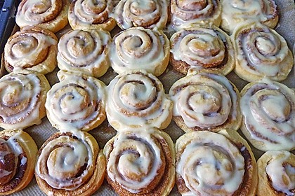 Cinnamon Rolls with Cream Cheese Frosting 17