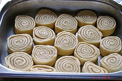 Cinnamon Rolls with Cream Cheese Frosting 23