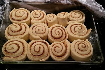 Cinnamon Rolls with Cream Cheese Frosting 88