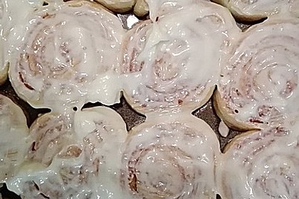 Cinnamon Rolls with Cream Cheese Frosting 172