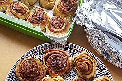 Cinnamon Rolls with Cream Cheese Frosting 87