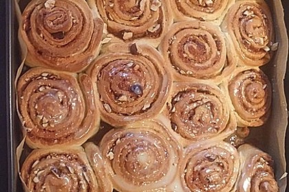 Cinnamon Rolls with Cream Cheese Frosting 93