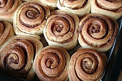 Cinnamon Rolls with Cream Cheese Frosting 63