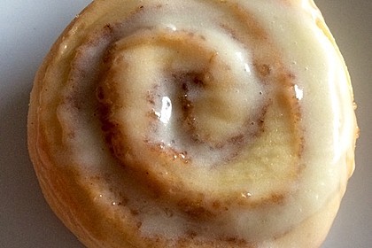 Cinnamon Rolls with Cream Cheese Frosting 40