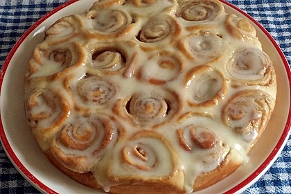 Cinnamon Rolls with Cream Cheese Frosting 67