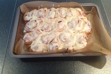 Cinnamon Rolls with Cream Cheese Frosting 136