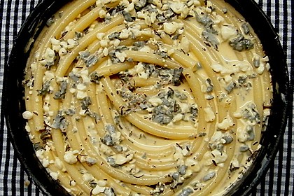 Makkaroni-Torte mit Schinken und Gorgonzola 1