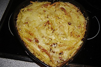 Makkaroni-Torte mit Schinken und Gorgonzola 7