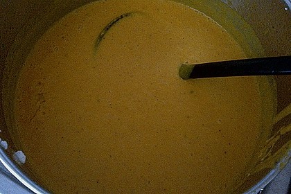 K&uuml;rbis-Ziegenk&auml;se-Suppe