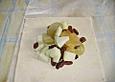 Bl&auml;tterteig mit Apfel-Trauben-F&uuml;llung