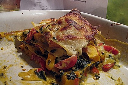 K&uuml;rbis-Mangold-Lasagne mit Ziegenk&auml;sebechamel