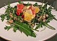 Rucolasalat mit Zitrusfr&uuml;chten und Honig-Sesam Marinade