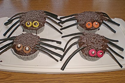 Spinnenmuffins für Halloween 18