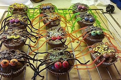 Spinnenmuffins für Halloween 26