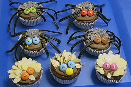 Spinnenmuffins für Halloween 19