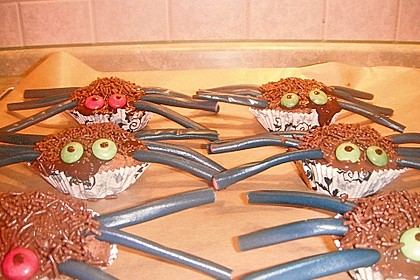 Spinnenmuffins für Halloween 32