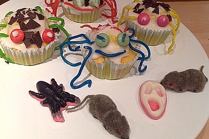 Spinnenmuffins für Halloween 38