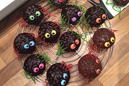 Spinnenmuffins für Halloween 22