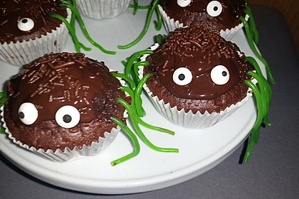 Spinnenmuffins für Halloween 13