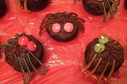 Spinnenmuffins für Halloween 15