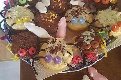 Spinnenmuffins für Halloween 35