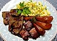 Gebratene Kalbsleber mit Birnen und Speck
