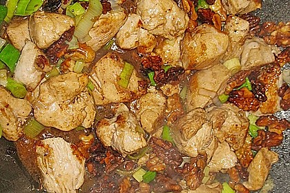 Walnuss-H&auml;hnchen