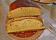 S&uuml;&szlig;kartoffelbrot mit Wasabi-Erdn&uuml;ssen