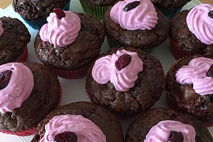 Schoko-küsst-Himbeer Cupcakes 64