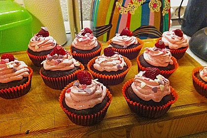 Schoko-küsst-Himbeer Cupcakes 89