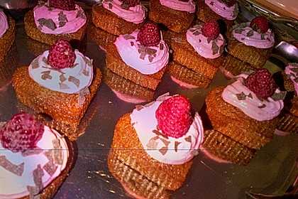 Schoko-küsst-Himbeer Cupcakes 96