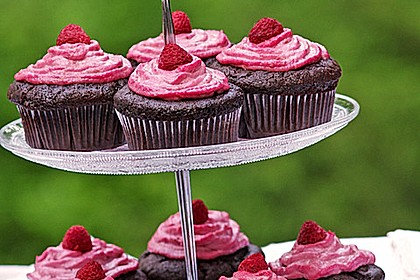Schoko-küsst-Himbeer Cupcakes 10