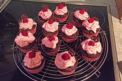 Schoko-küsst-Himbeer Cupcakes 80