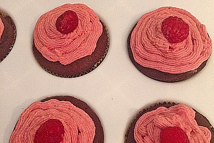Schoko-küsst-Himbeer Cupcakes 93