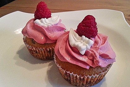 Schoko-küsst-Himbeer Cupcakes 27