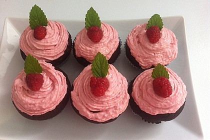 Schoko-küsst-Himbeer Cupcakes 9