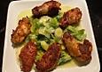 Chicken Wings auf Porree-Kokoscreme Beet
