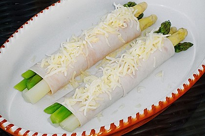 Gratiniere Spargel-R&ouml;llchen 3