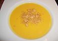 K&uuml;rbissuppe mit Amaretti